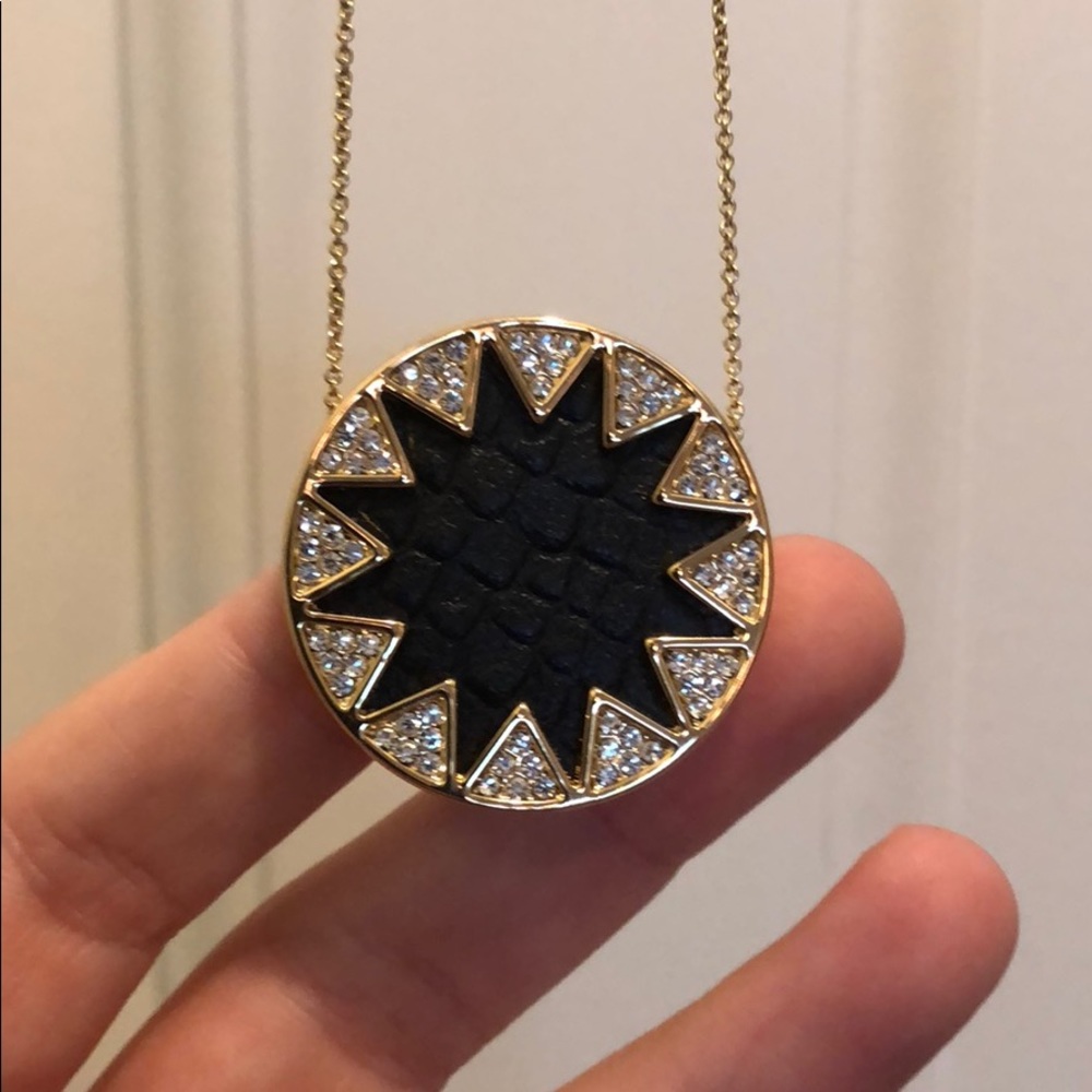House of Harlow necklace